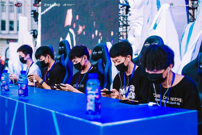 建议自然融 建议自然融