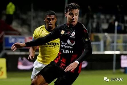 与社媒讨论 与社媒讨论